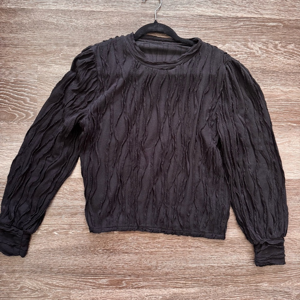 Chic Black Textured Women's Blouse